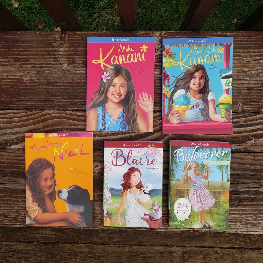 (5) American Girl Chapter Book Bundle - Paperback